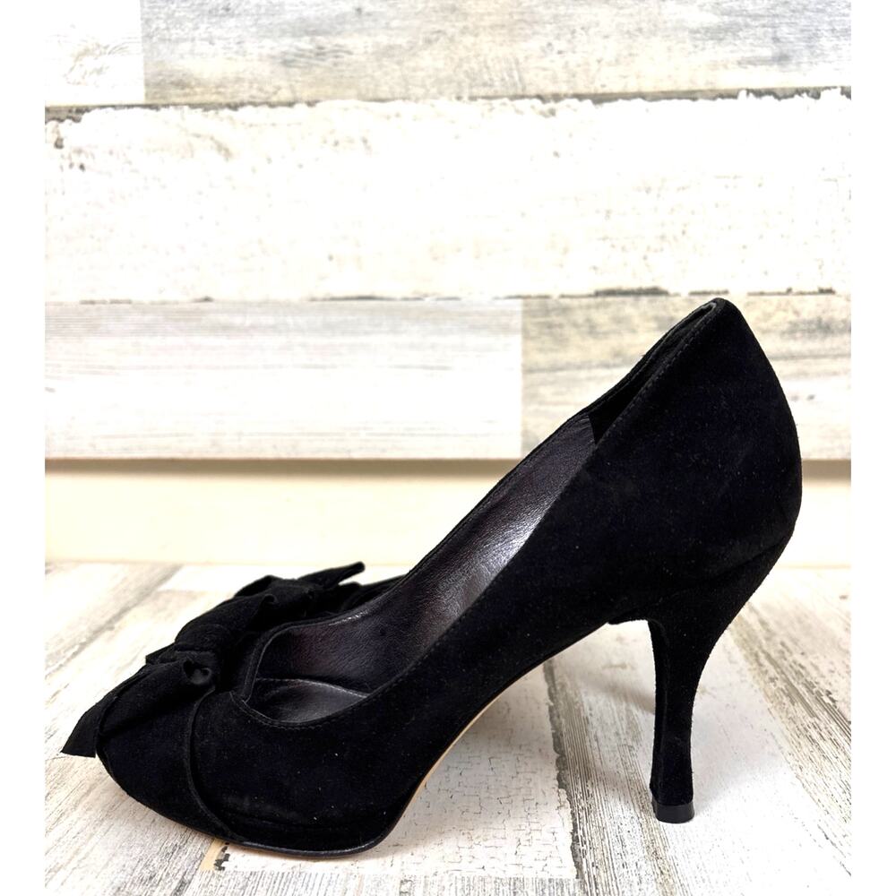 Via Spiga 6.5 Black Suede Peep Toe Heels Bow Chic Workwear
